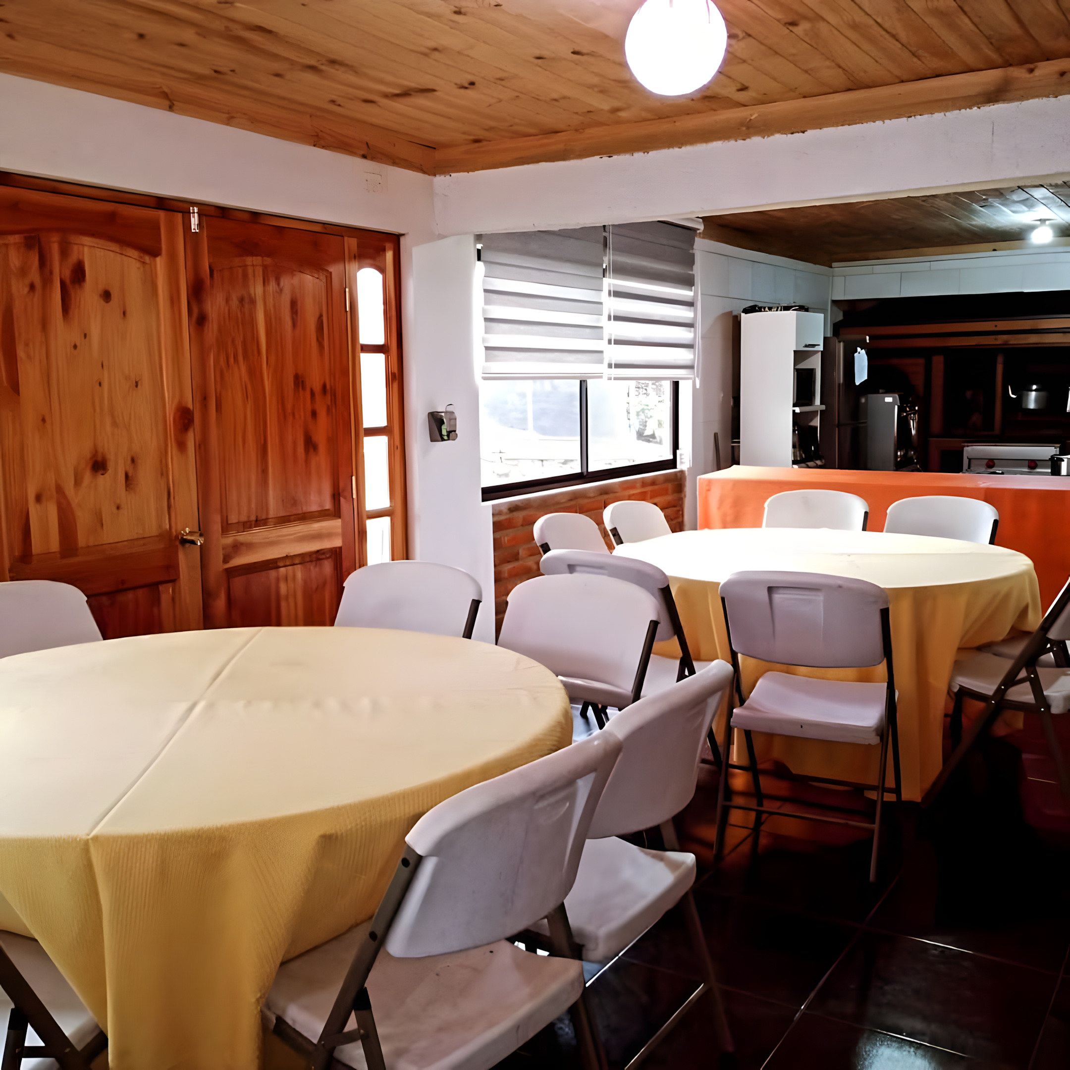 Salón de eventos — Ecoturismo Lemunantu